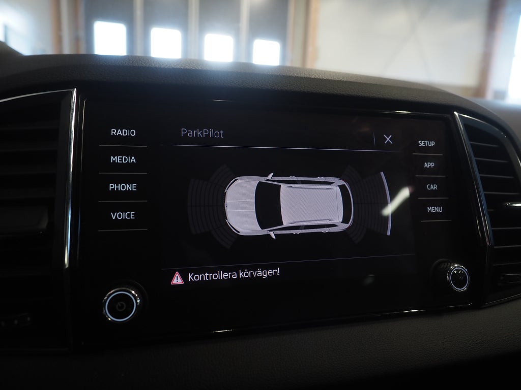 Skoda Karoq 1.0 TSI 115hk Ambition | Adaptiv farthållare | PDC | 2019