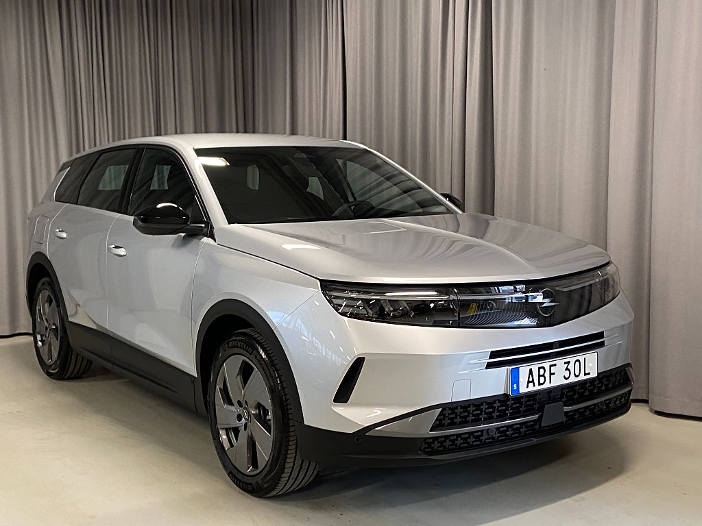 Opel Grandland Grandland Hybrid 1.2 145hk Dragkrok Apple car 