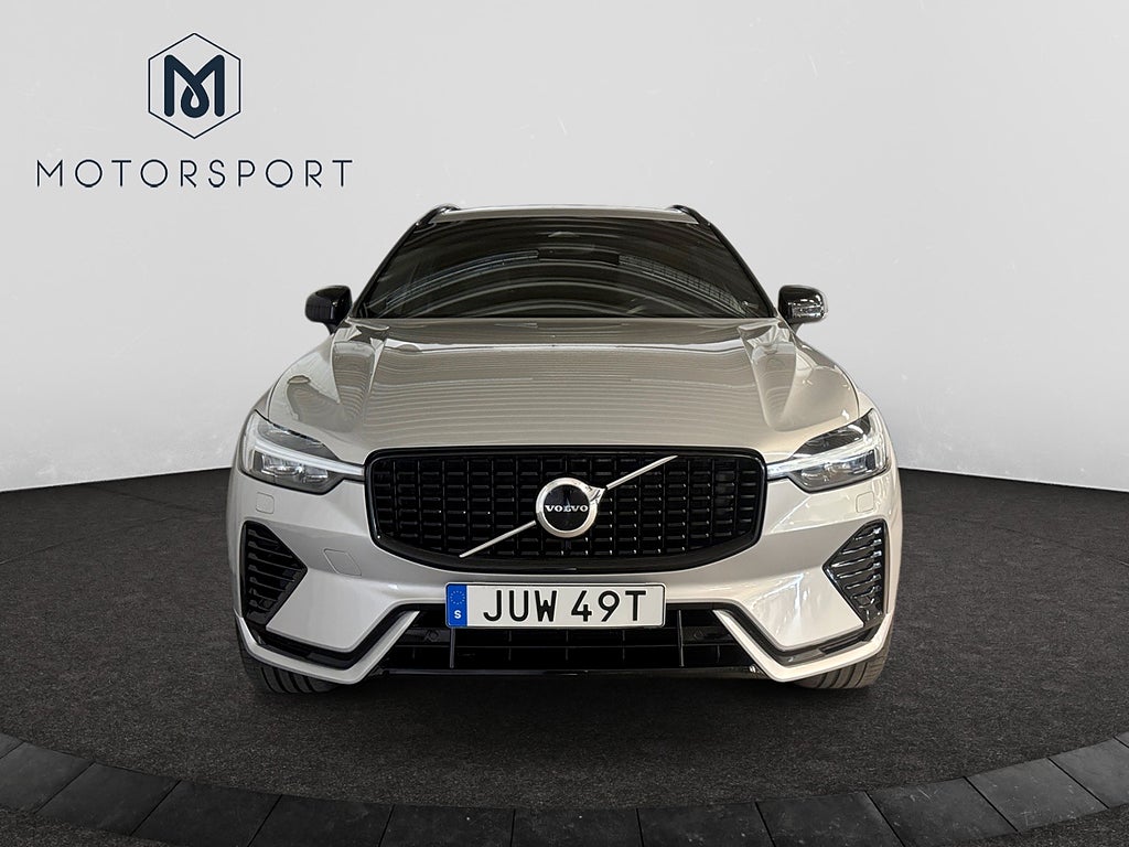 Volvo XC60 Recharge T8 AWD R-Design Adap-fart Drag Navi H/K Pano bild 10