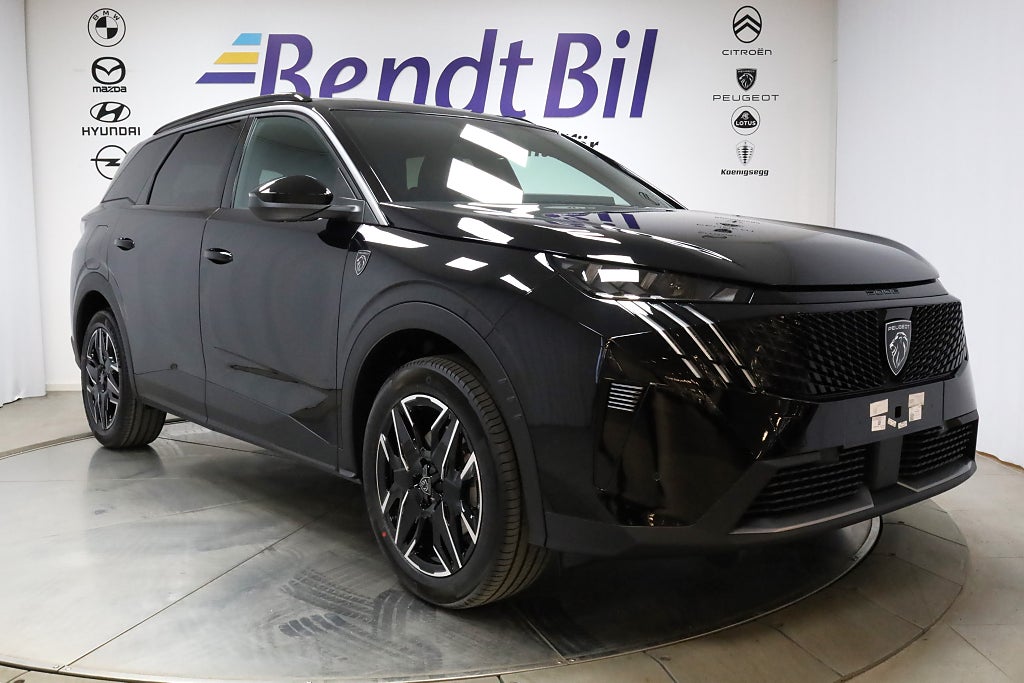 Peugeot 5008 Plug-in Hybrid Winter Edition | Ink Vinterhjul I 7-Sits