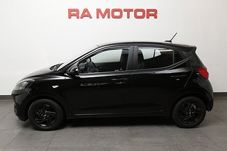 Halvkombi Hyundai i10 3 av 23