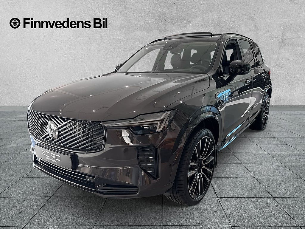 Volvo XC90 T8 Ultra Dark