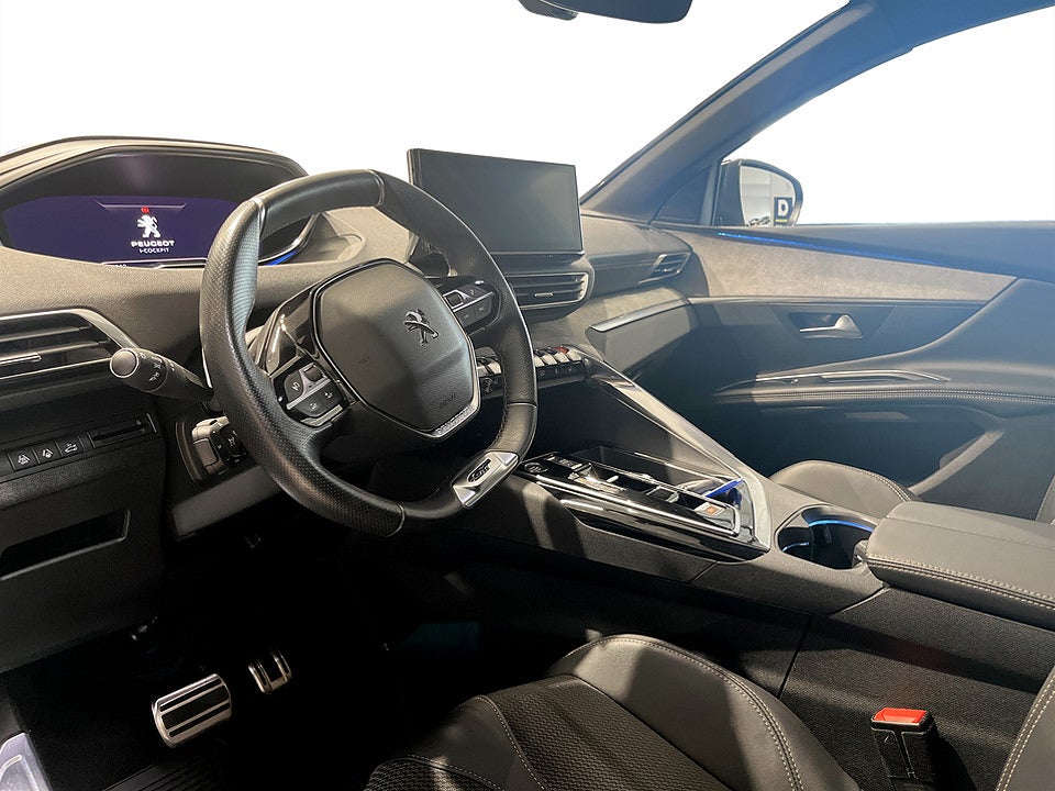 Bild på Peugeot 3008 GT 1.2 PT 130hk Aut B-KAMERA CARPLAY