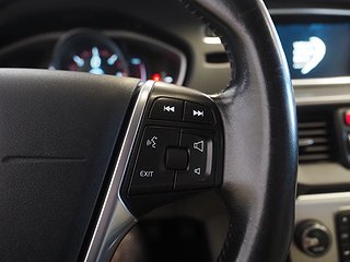 Halvkombi Volvo V40 19 av 22