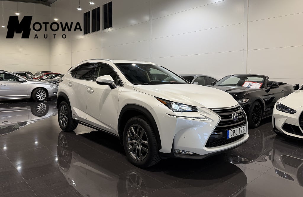 Lexus NX 300h AWD 2.5 Hybrid AWD E-CVT Business Line Euro 6