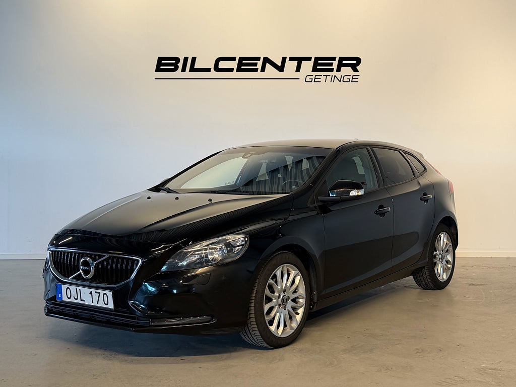 Volvo V40 D2 Kinetic | Drag | Värmare | PDC |