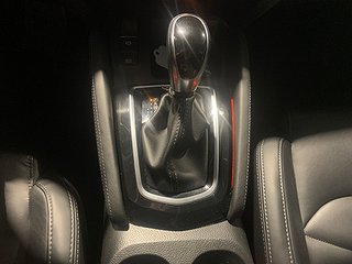 SUV Nissan Qashqai 15 av 19