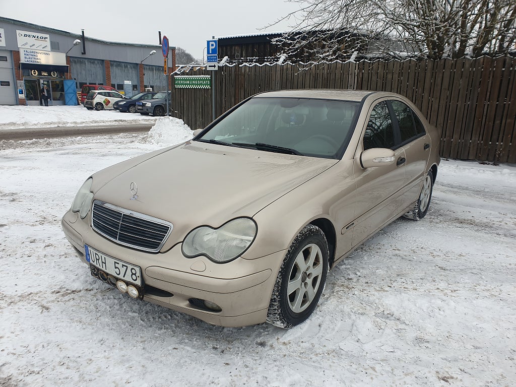 Mercedes-Benz C 180 Kompressor 143hk