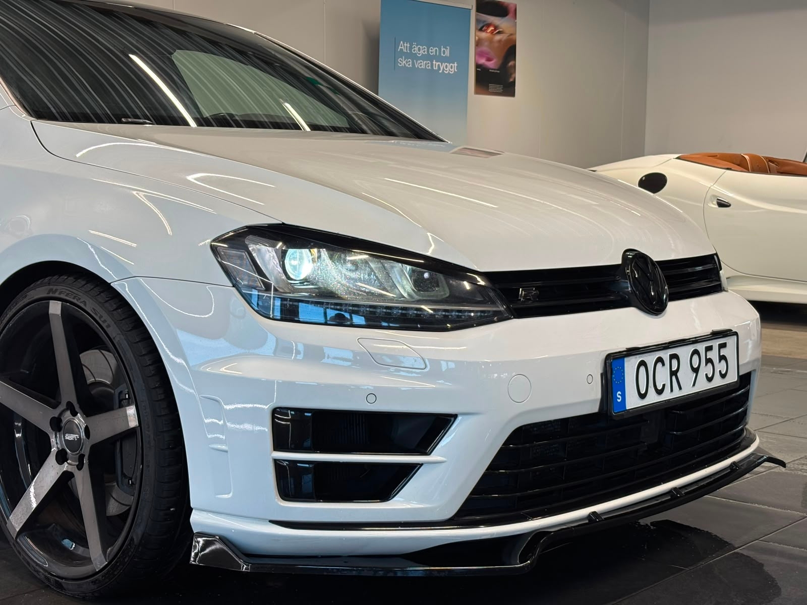 Volkswagen Golf R 2.0 TSI 4Motion 300hk 2017, bild 6/52