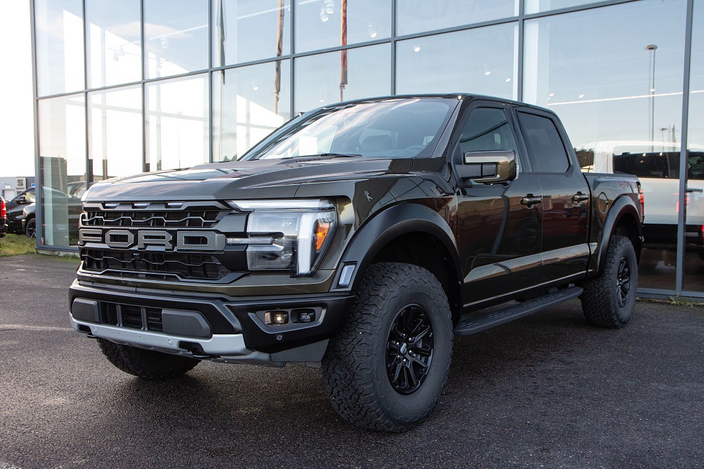 Ford F-150 NYA RAPTOR 2026 / FOX RACING SHOX / SNABB LEVERANS
