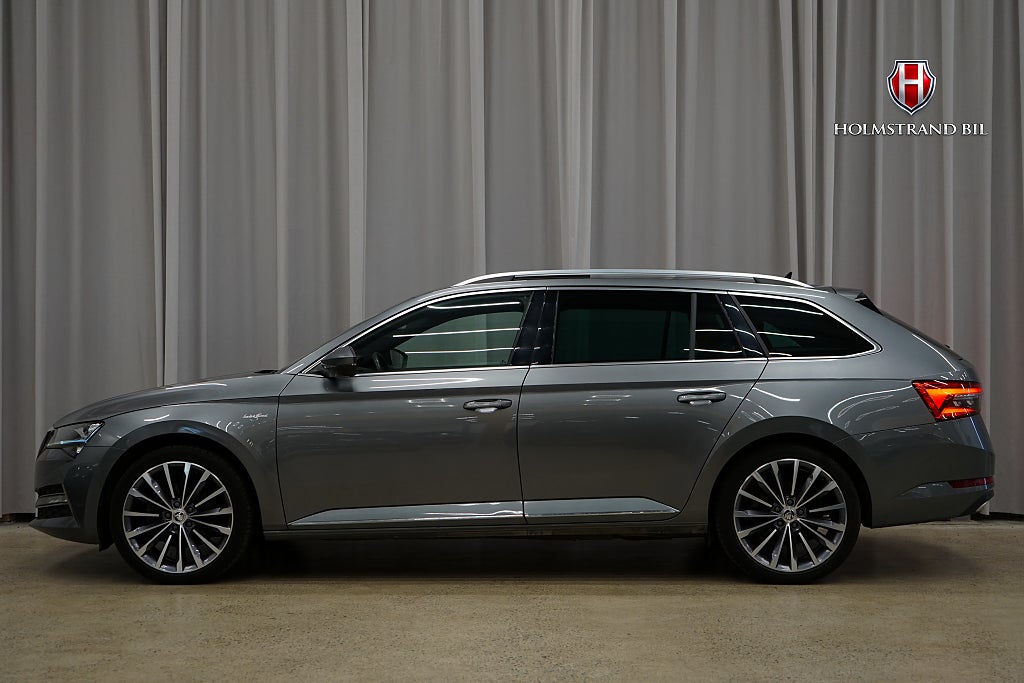 Skoda Superb iV Kombi 1.4 TSI iV L&K Canton Drag Pano Värmare Navi