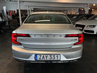 Volvo S90 D4 AWD Inscription S&V-Hjul/Drag/M-värm/Kamera/Elstol – bild 7