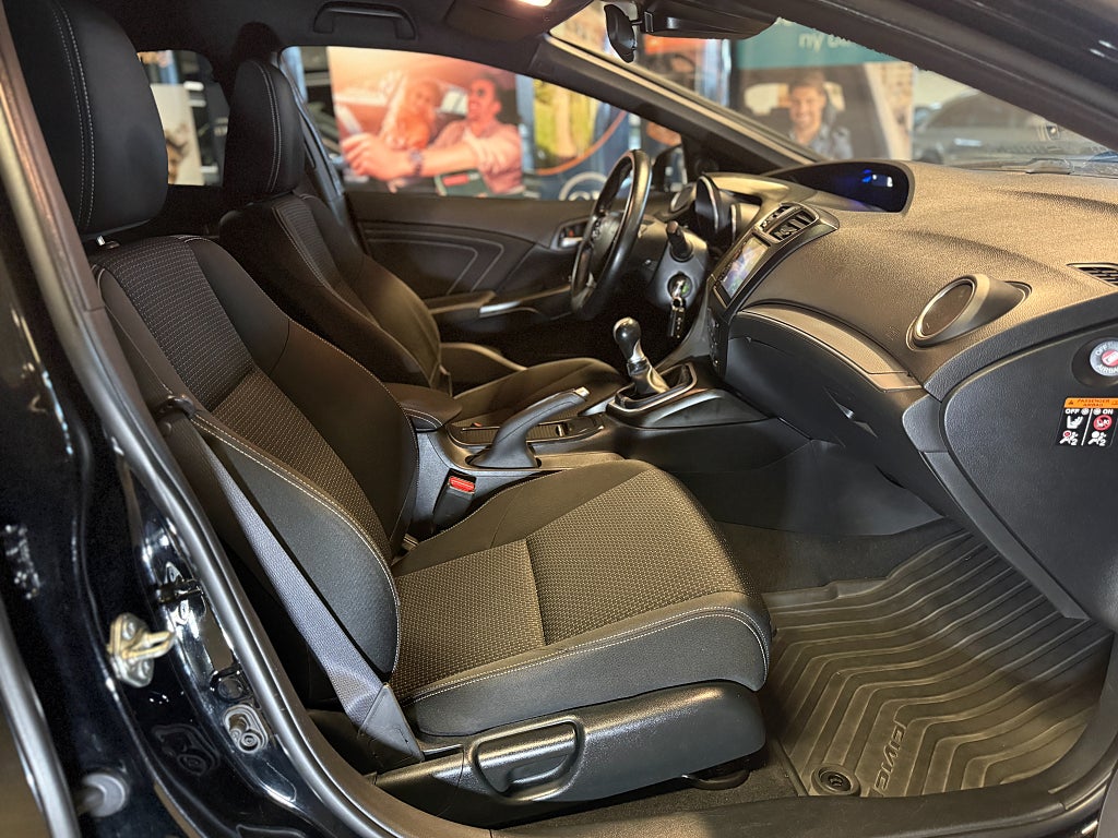 HONDA CIVIC 1.6 i-DTEC 120ch EURO 6 - CLIMATISATION - RÉGULATEUR DE VITESSE - JANTES ALLIAGE - BLUETOOTH