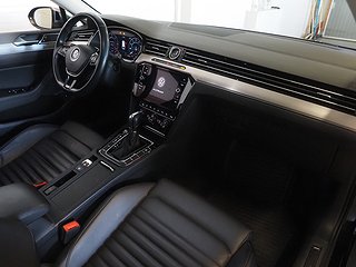 Kombi Volkswagen Passat 9 av 25