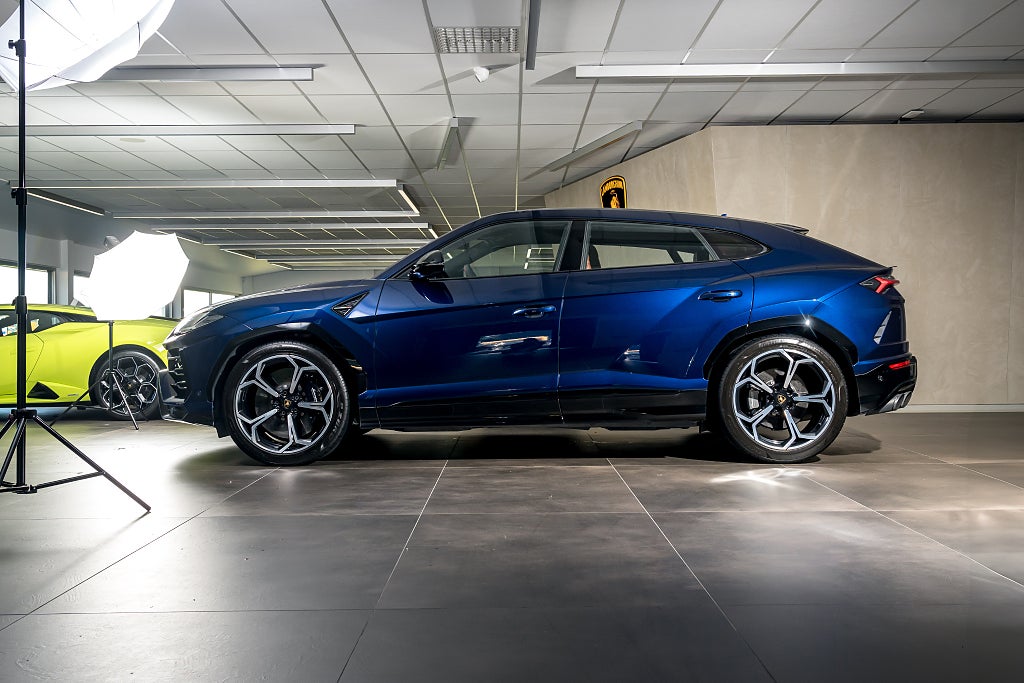 Gallery image 2 of 18