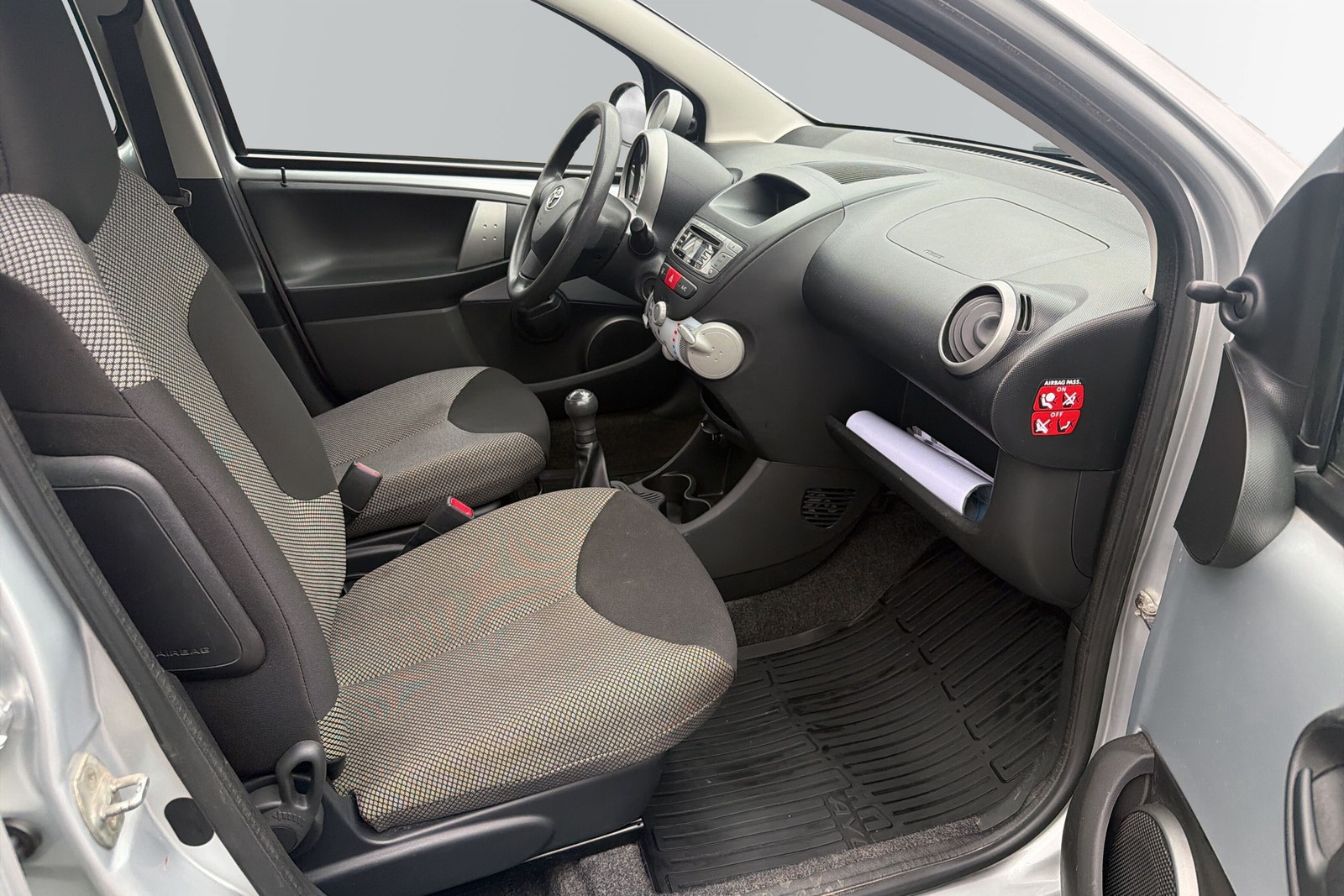 Toyota Aygo 5-dörrar 1.0 VVT-i Bluetooth 2012 - miniatyr 13