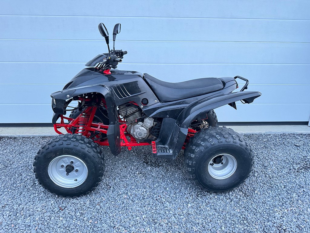 Adly ATV-300S - Säljes på auktion