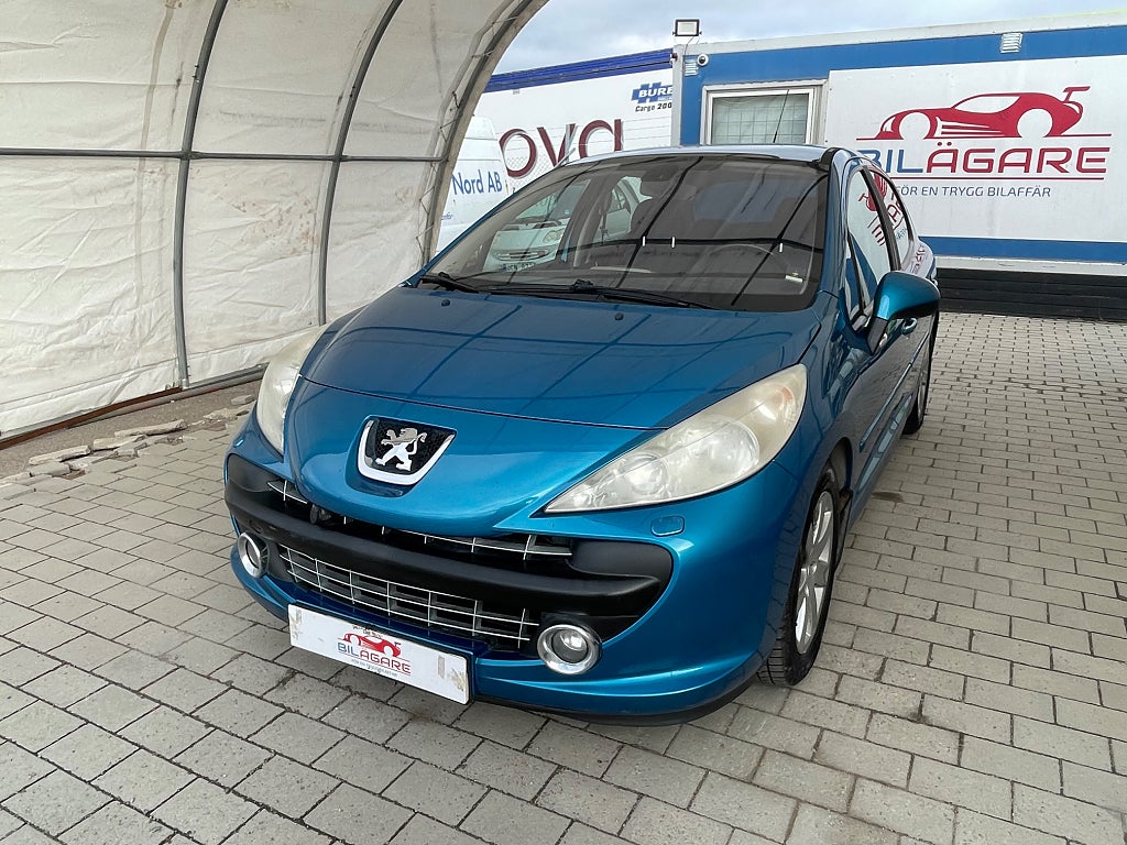 Peugeot 207 1.6 Sport 109hk NYSERVAD PANORAMA KAMREM BYTT M-VÄRMARE
