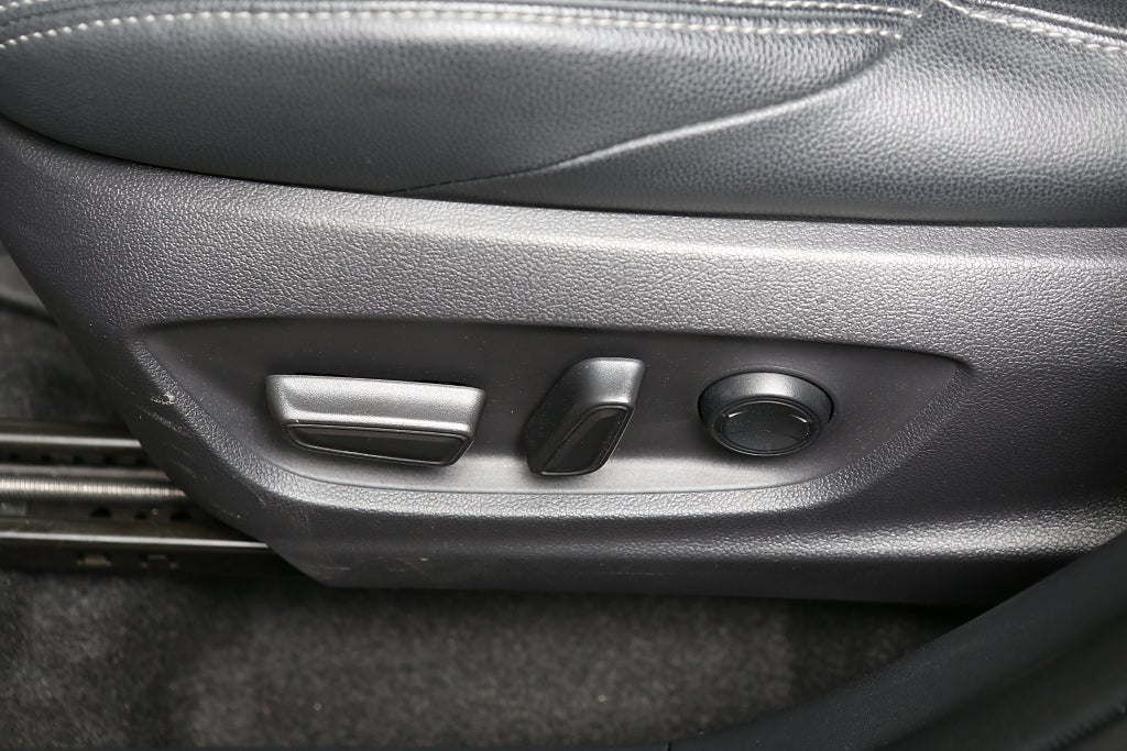 Subaru Solterra 72.6 kWh AWD Touring+ Electric 2023