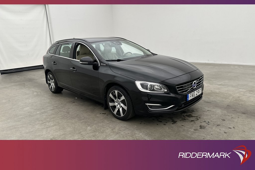 Volvo V60 D6 Plug-in AWD Momentum VOC Värm Navi Skinn Drag