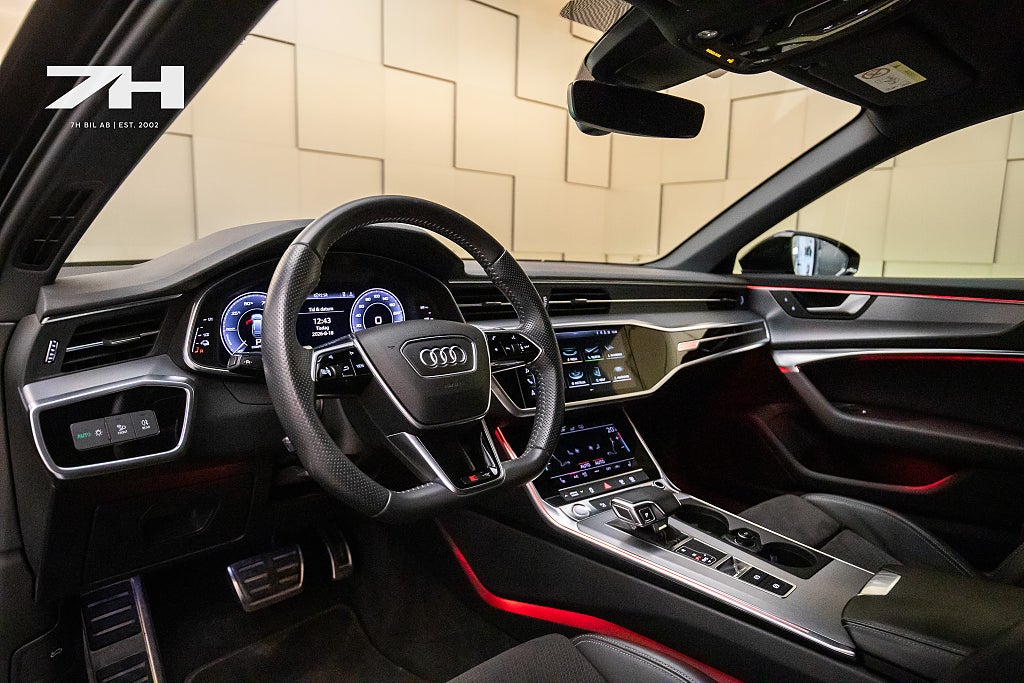 Audi A6 Avant 55 TFSI e Q S-Line / Cockpit / 360° / Drag /