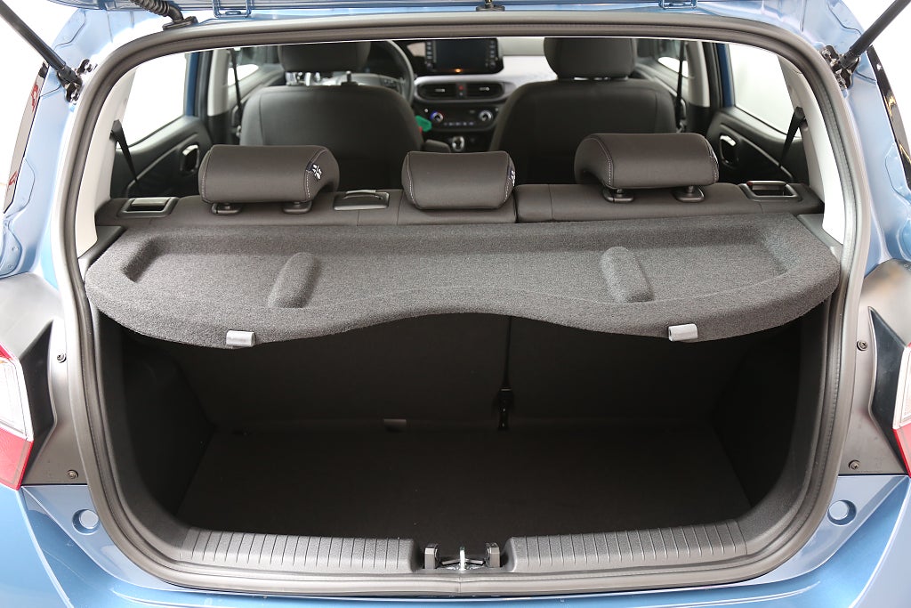 Hyundai i10 1.0 AMT Advanced backkamera - fd demo | Moms 2025