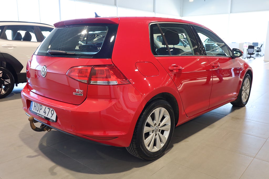 Volkswagen Golf 5-dörrar 1.6 TDI  4Motion Drag Värmare Blåtand Carplay 2016