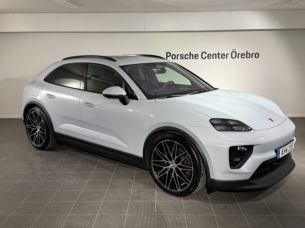 Porsche Macan 4