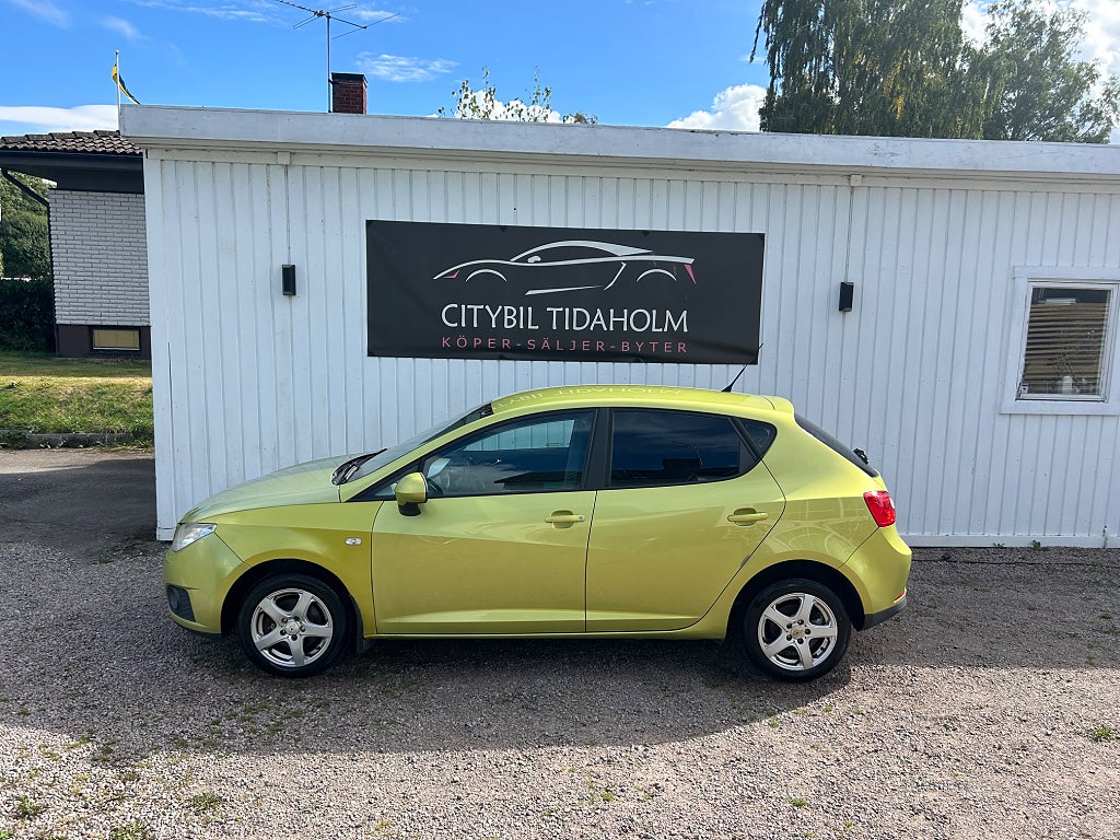 Seat Ibiza 5-dörrar 1.4 16v Style Euro 4