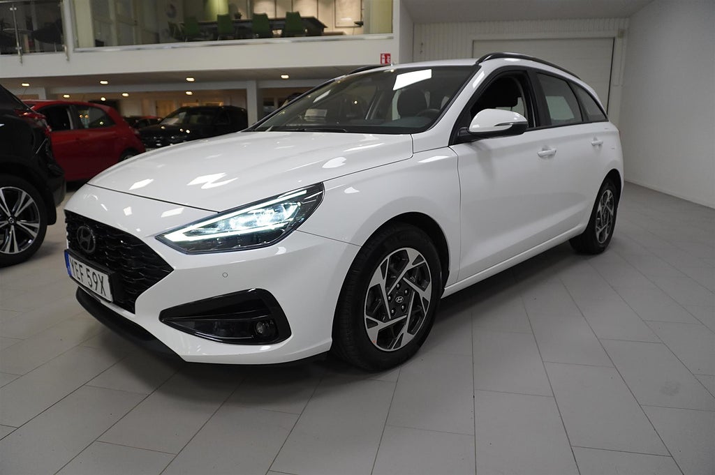 Hyundai i30 1.0 T-GDi 100hk MHEV Essential Förasspkt Aut | Ränta 1,99%