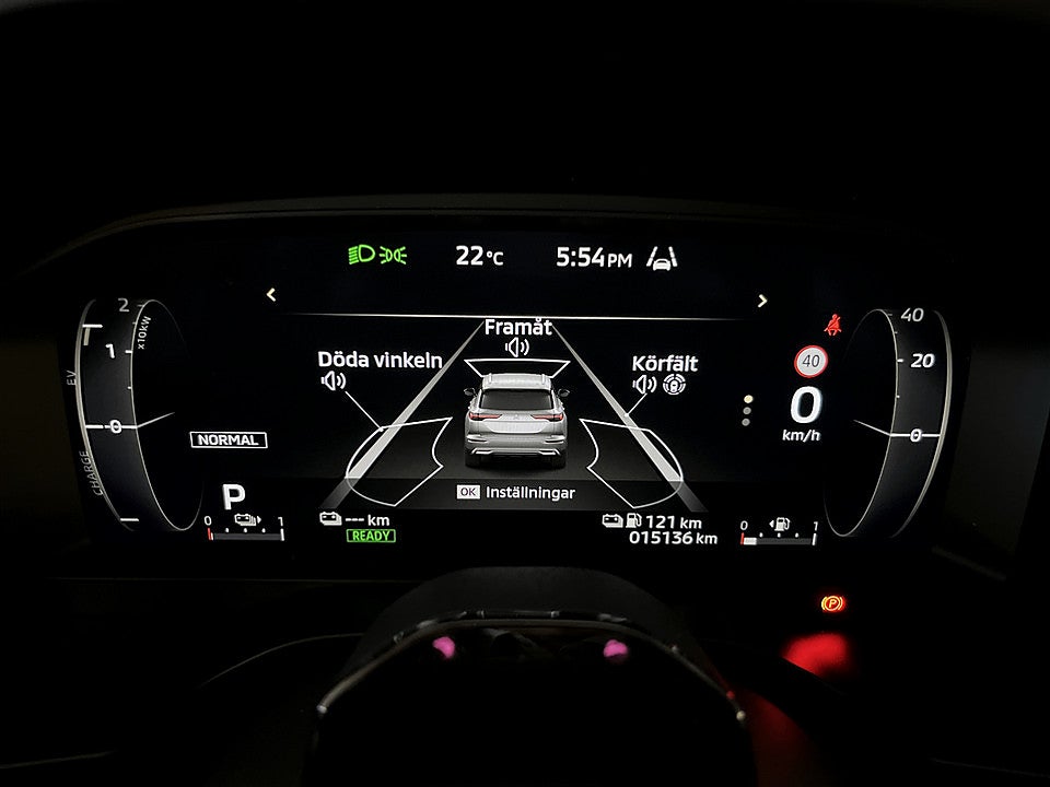 Bild på Mitsubishi Outlander Instyle PHEV 306k Aut 4WD PANO SKINNKLÄDSEL