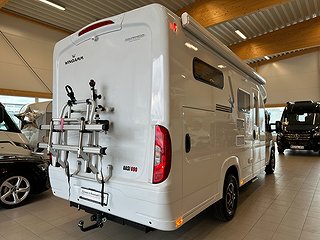 Husbil-halvintegrerad Wingamm Oasi 690 TWIN 140HK AUT 23 av 24