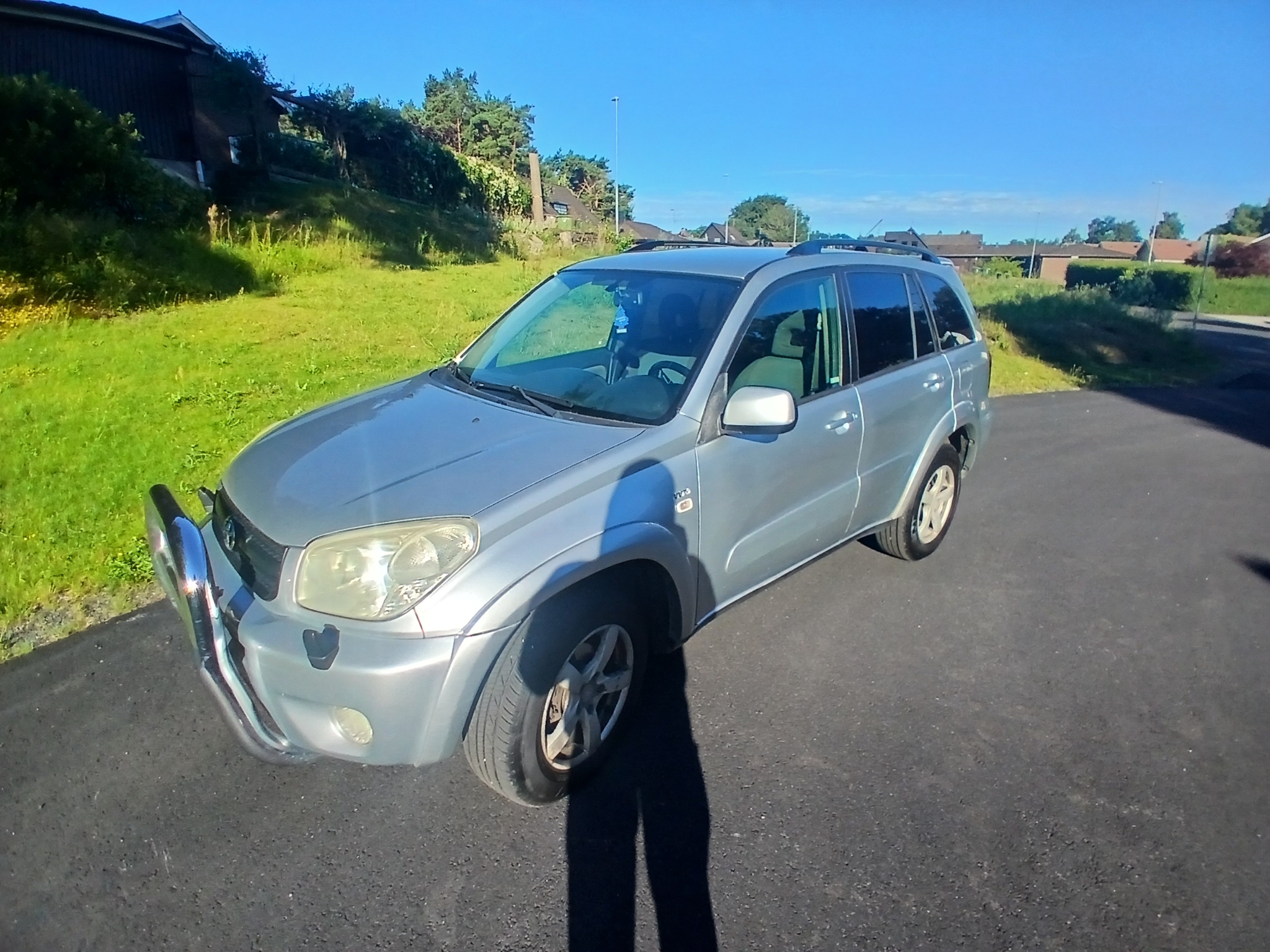 Toyota RAV4 5-dörrar 2.0 VVT-i 4x4 2005, bild 2/10