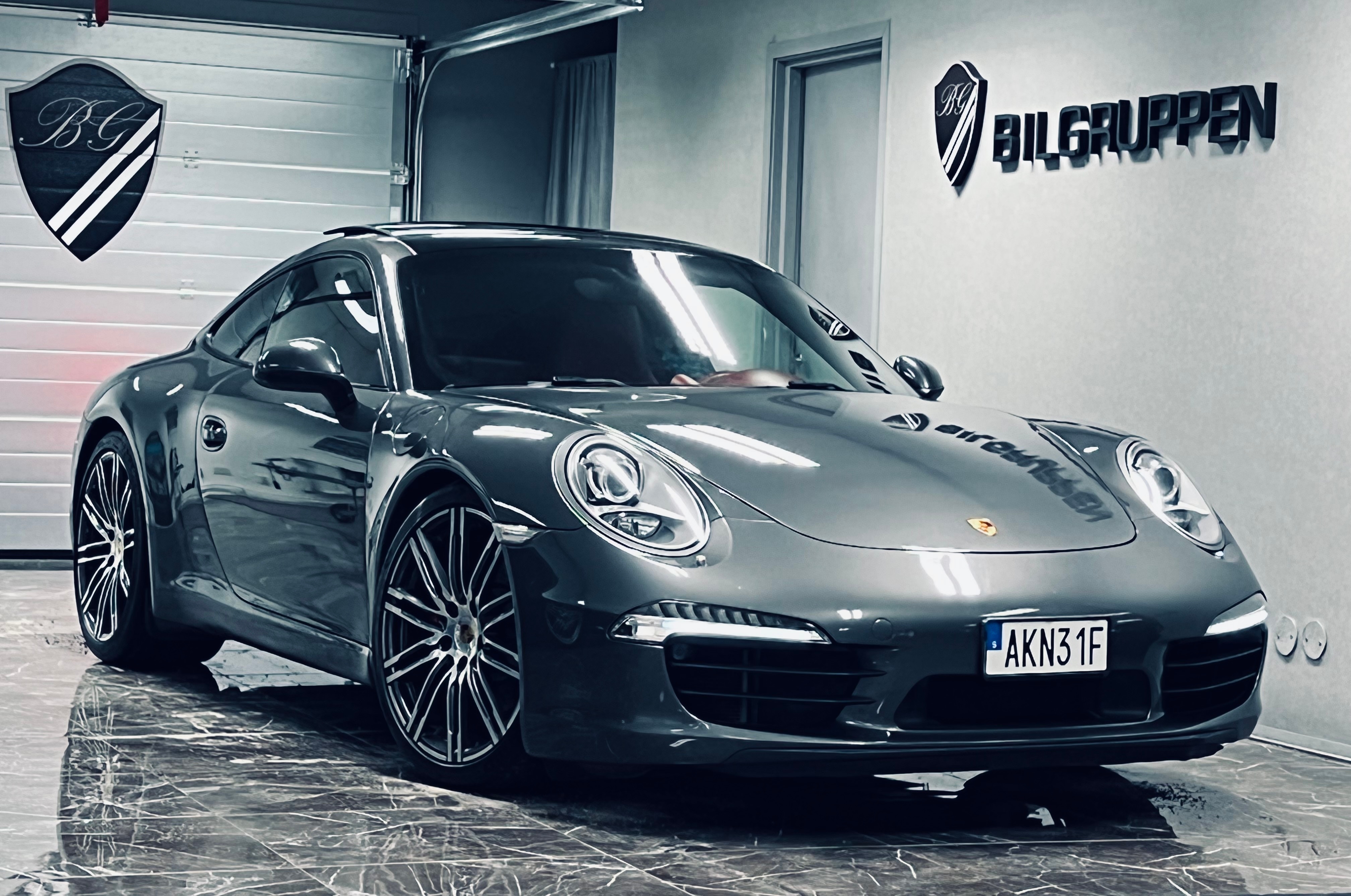 Porsche 911