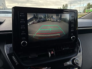 Toyota Corolla Hybrid e-CVT Låg Skatt/Adaptiv Fart/MoK/Kamera/SoV-Däck – bild 19