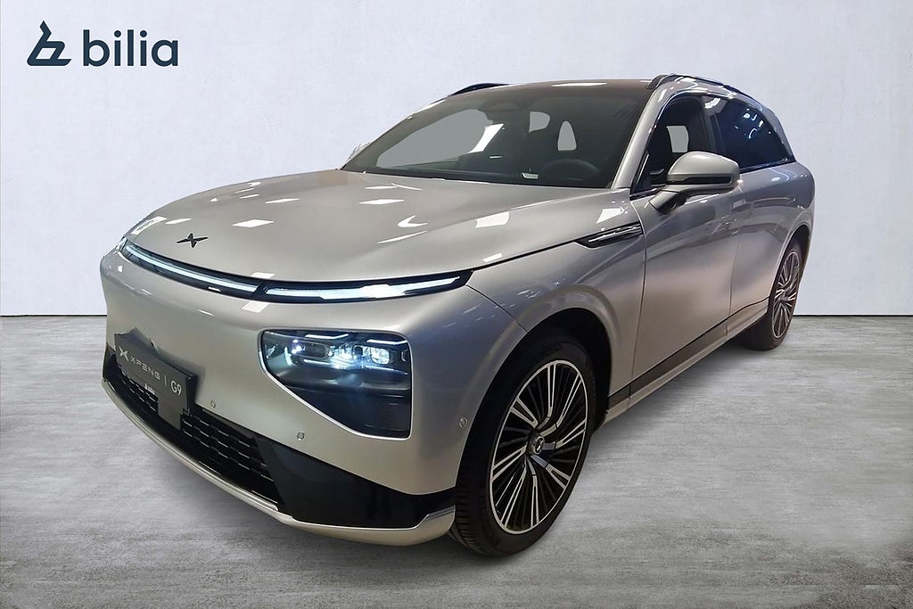 XPENG G9 AWD Performance, Luftfjädring, Pano, snabbladdning.