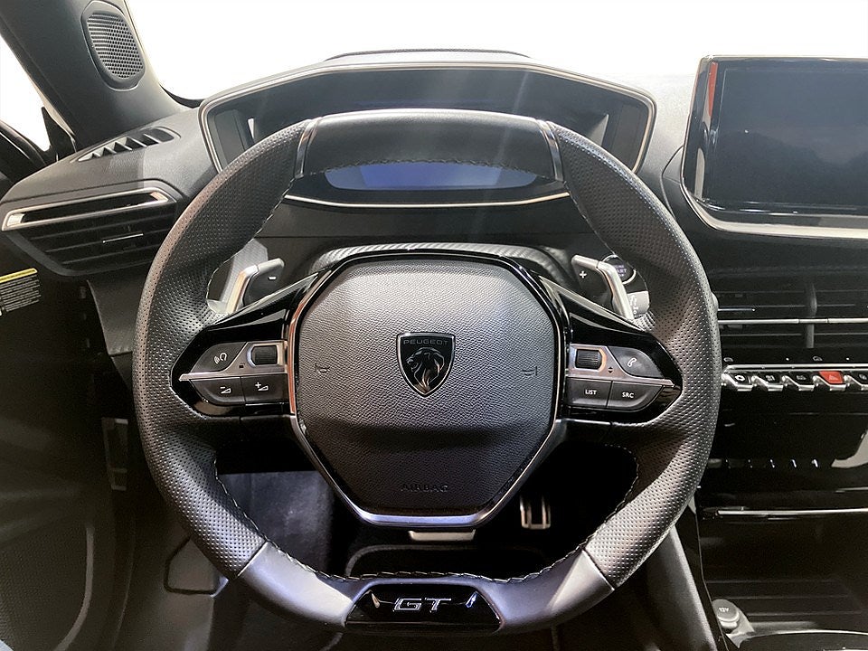 Bild på Peugeot 2008 GT 1.2 PT 130hk Aut - B-KAMERA, ELSTOL