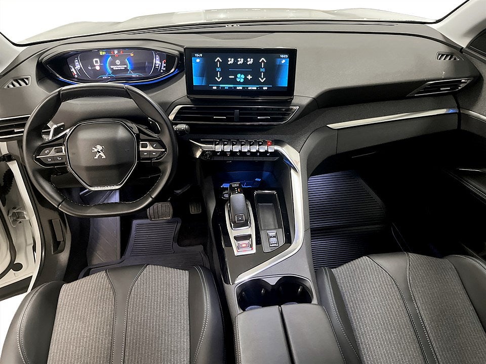 Bild på Peugeot 3008 Allure Pack 1.2 PT 130hk Aut - BACKKAMERA, KEYLESS