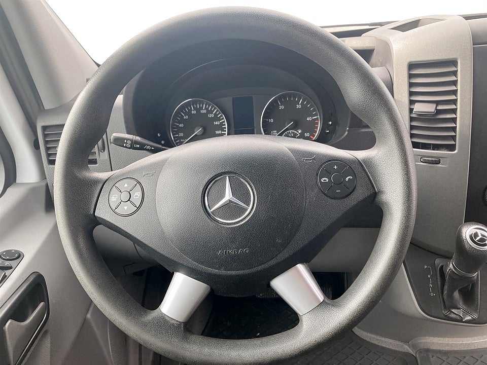 Bild på Mercedes-Benz Sprinter 211 Tempmatic CDI 114hk Aut L3H2 DRAG