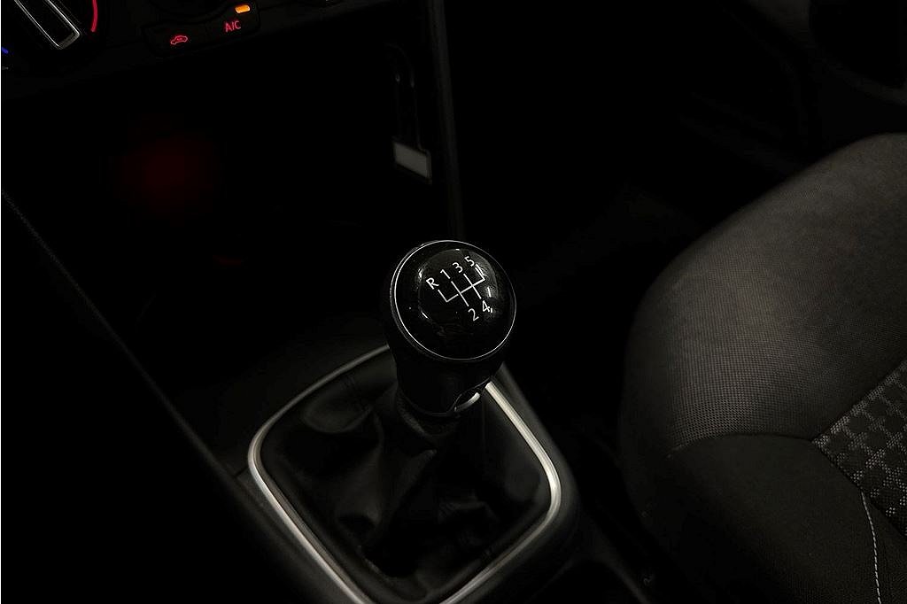 Volkswagen Polo Volkswagen, 1.2 Tsi, 90hk, 1 brukare, ny servad
