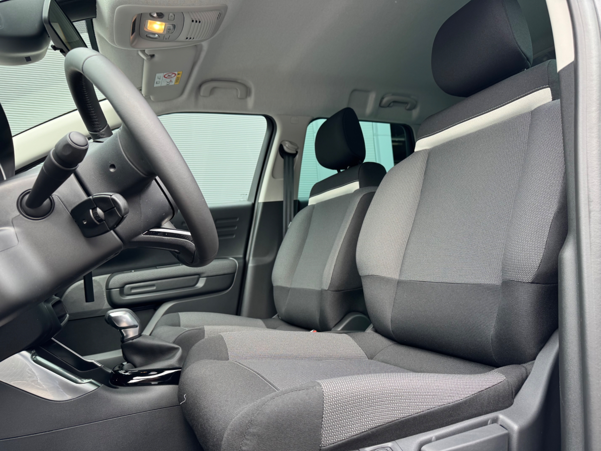 Citroen C3 Aircross 1.2 PureTech Automat 2024, bild 7/48
