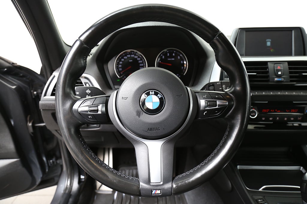 BMW 118I M-Sport 136hk Aut Läder PDC