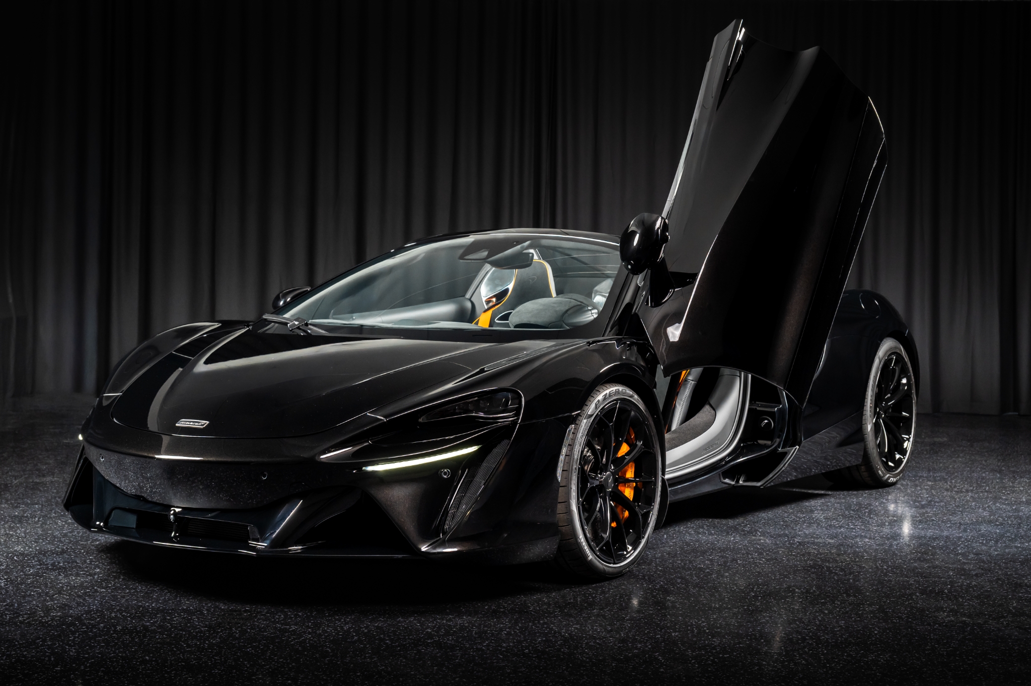 McLaren Artura Spider MY26 2026, photo 3/52