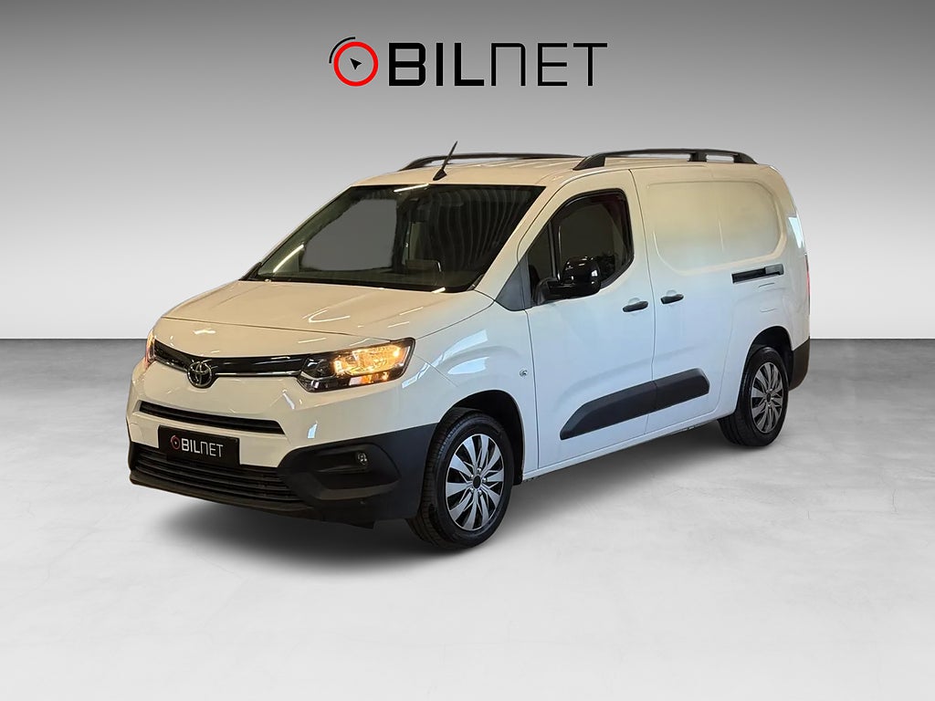 Toyota ProAce City 1.2 Turbo Sv-Såld *3,99%*Kamera Skåpbil Automat