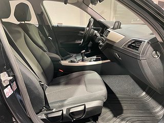 Halvkombi BMW 118I 13 av 20