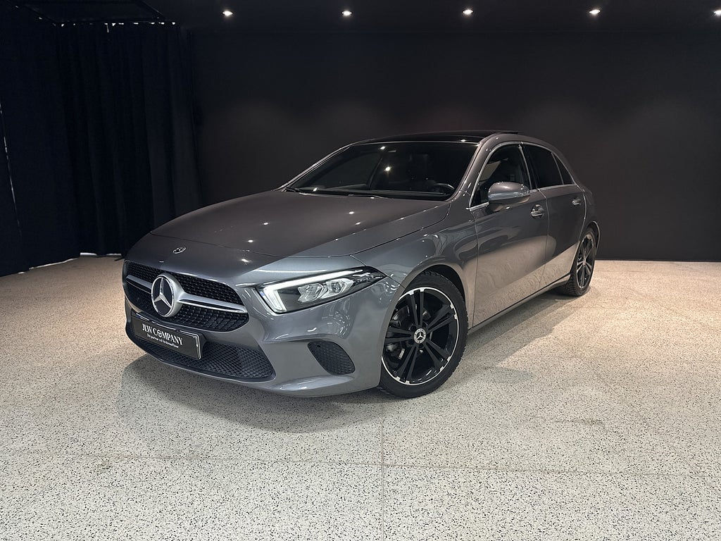 Mercedes-Benz A 180 7G-DCT | Pano | AMG 18" Wheels