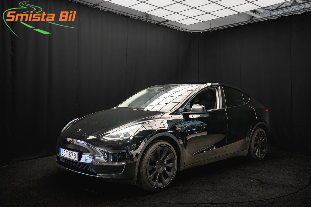 Tesla Model Y Long Range AWD 20'' DRAG PANO 1-ÄGARE 91.2%SoH MOMS