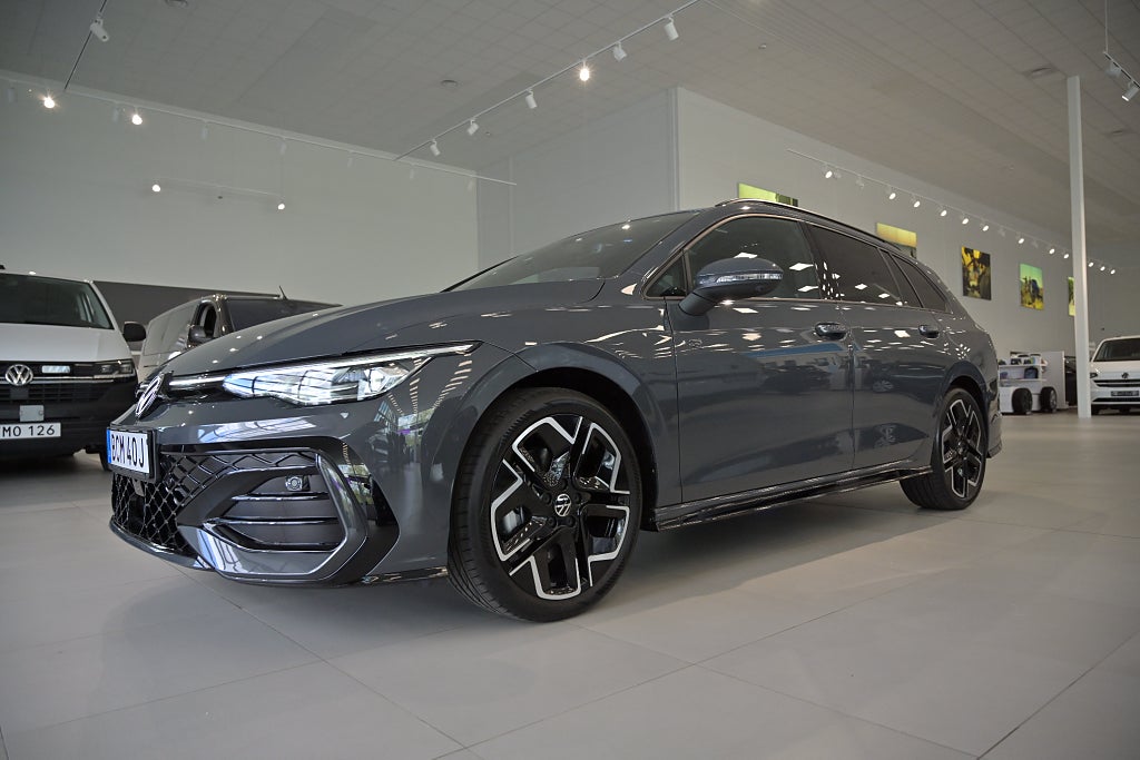 Volkswagen Golf Sportscombi 1.5 eTSI *KAMPANJ- 0 kr insats*