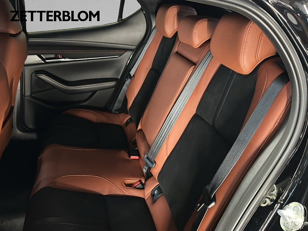 Kombi Mazda 3 8 av 22