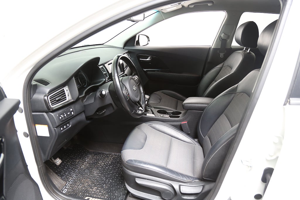 Kia Niro P-HEV 141hk Advance Plus Aut Extraljus Motorv Dragkrok 2019
